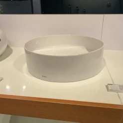 Chậu rửa lavabo đặt bàn TOTO LW573JWF