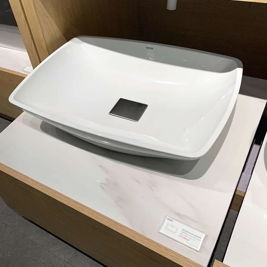 Chậu rửa lavabo đặt bàn TOTO PJS02WE đá cẩm thạch nhân tạo 21 Chậu rửa lavabo TOTO PJS02WE đá cẩm thạch nhân tạo - Hình ảnh cận cảnh