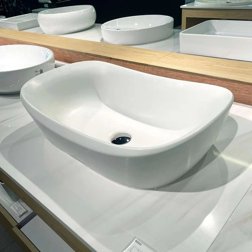 Thiết kế hiện đại của chậu rửa lavabo TOTO PJS07WE Thiết kế hiện đại của TOTO PJS07WE