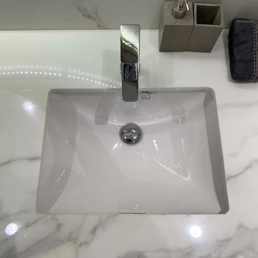 Chậu rửa mặt lavabo âm bàn TOTO LW1536V TL516GV - Phối cảnh phòng tắm Chậu rửa mặt lavabo âm bàn TOTO LW1536V TL516GV - Phối cảnh phòng tắm