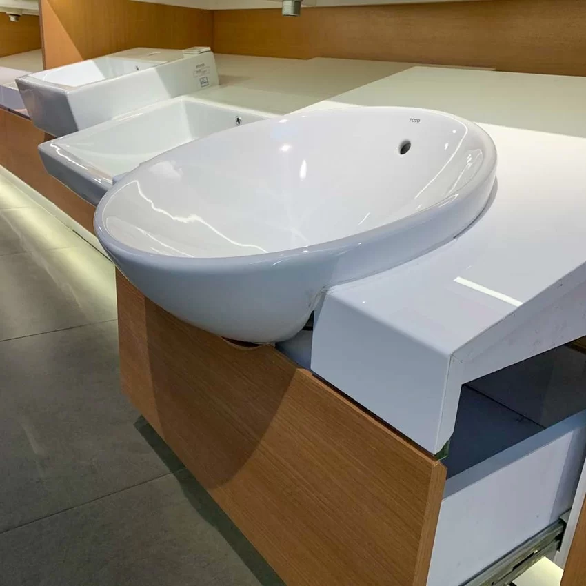 Chậu rửa mặt TOTO LT533R cho không gian phòng tắm hiện đại Chậu rửa mặt TOTO LT533R cho phòng tắm hiện đại
