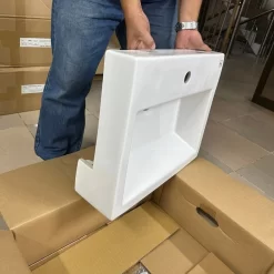 Chậu rửa mặt lavabo bán âm TOTO LT647CS