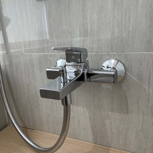 Củ sen tắm nóng lạnh GB Series TOTO TBG10302VA (TBG10302V)