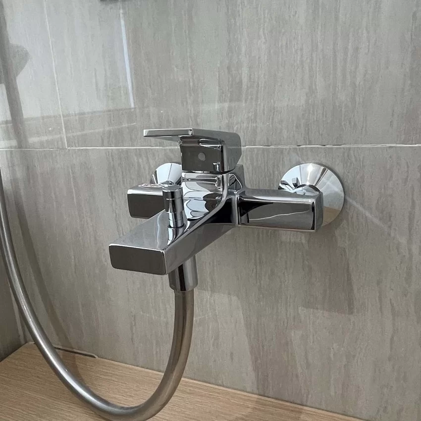 Củ sen tắm nóng lạnh GB Series TOTO TBG10302VA (TBG10302V) 6 Củ sen tắm nóng lạnh GB Series TOTO TBG10302VA (TBG10302V)