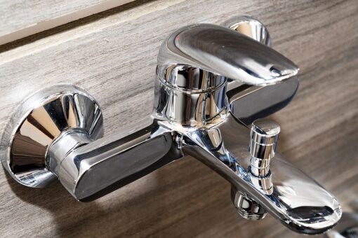 Củ sen tắm nóng lạnh LC Series TOTO TBS03302V
