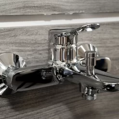 Củ sen tắm nóng lạnh LF Series TOTO TBS04302V