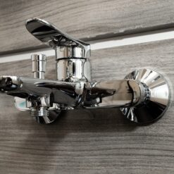 Củ sen tắm nóng lạnh LF Series TOTO TBS04302V