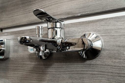 Củ sen tắm nóng lạnh LF Series TOTO TBS04302V