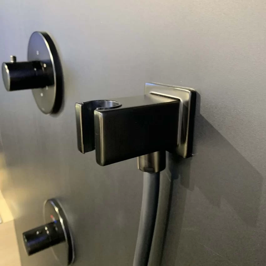 Gác sen kèm cút nối tường TOTO TBW08010A dòng G dáng vuông 11 Gác sen kèm cút nối tường TOTO TBW08010A dòng G dáng vuông