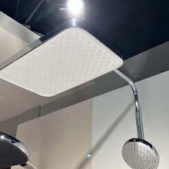 Sen cây nhiệt độ TOTO TBW12400V (kèm vòi xả bồn và kệ để đồ)