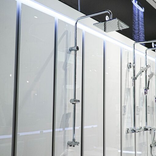 Sen tắm cây đứng TOTO DM907C1S (dáng vuông)