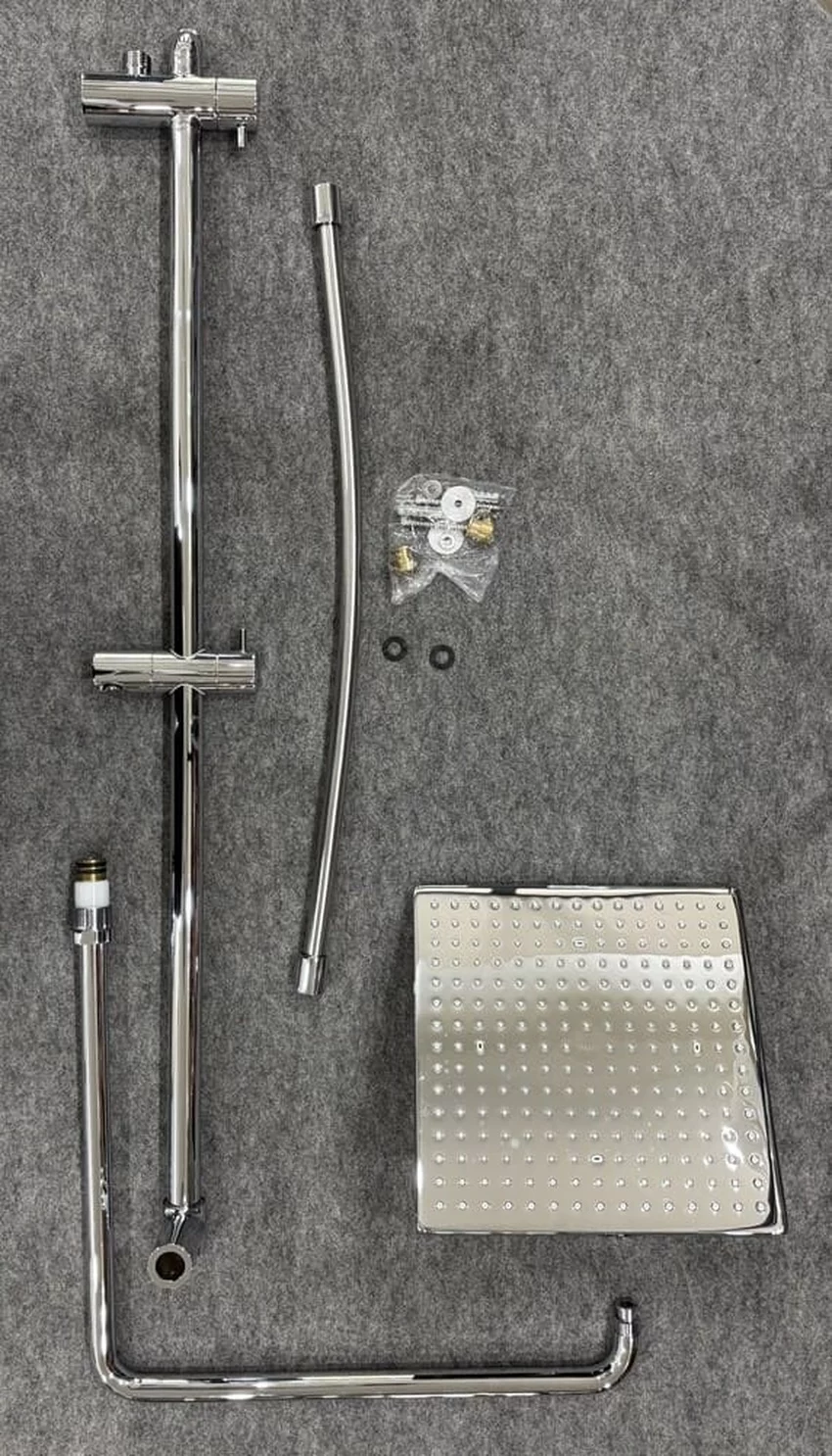 Thân sen cây TOTO TBW08006A dòng G Thân sen cây TOTO TBW08006A dòng G dáng vuông 250mm - Góc nhìn khác