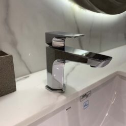 Vòi lavabo nóng lạnh GE TOTO TLG07301V - Chrome