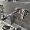 Vòi lavabo nóng lạnh gắn tường GM TOTO TLG09308BB 1 Vòi lavabo nóng lạnh gắn tường GM TOTO TLG09308BB