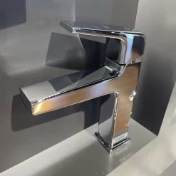 Vòi lavabo nóng lạnh GB TOTO TLG10301V
