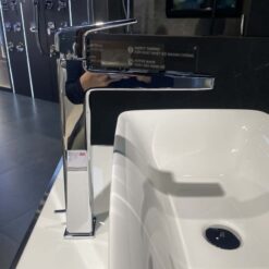 Vòi lavabo nóng lạnh GB TOTO TLG10305V - Chrome