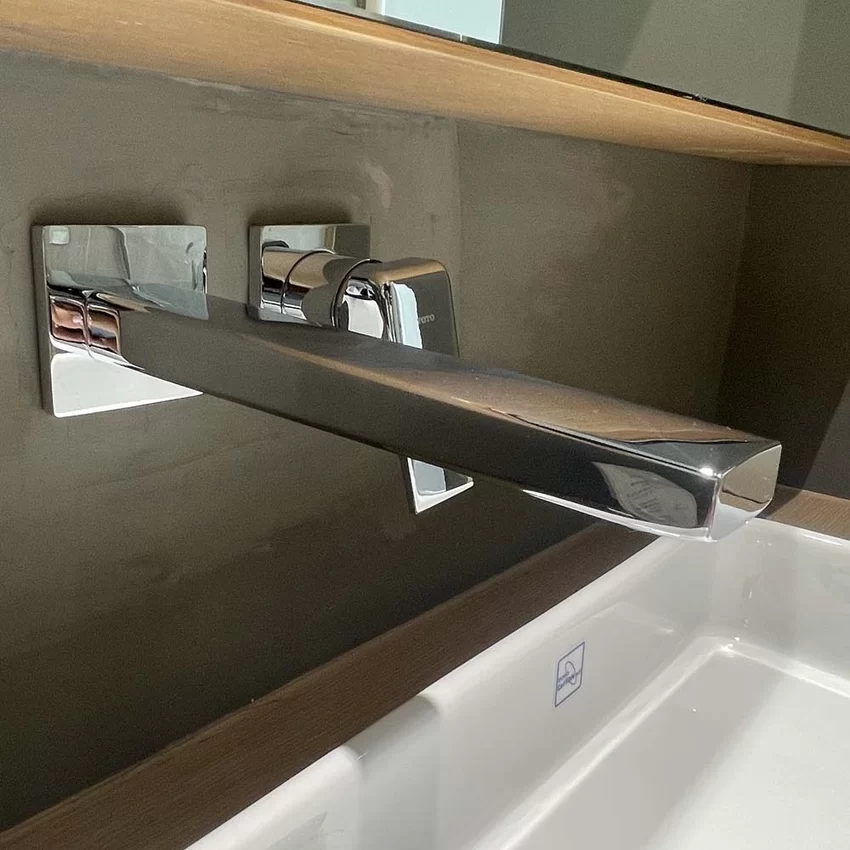 Vòi lavabo nóng lạnh gắn tường GB TOTO TLG10308BB (TLG10308B) 4 Vòi lavabo nóng lạnh gắn tường GB TOTO TLG10308BB (TLG10308B) - Chrome