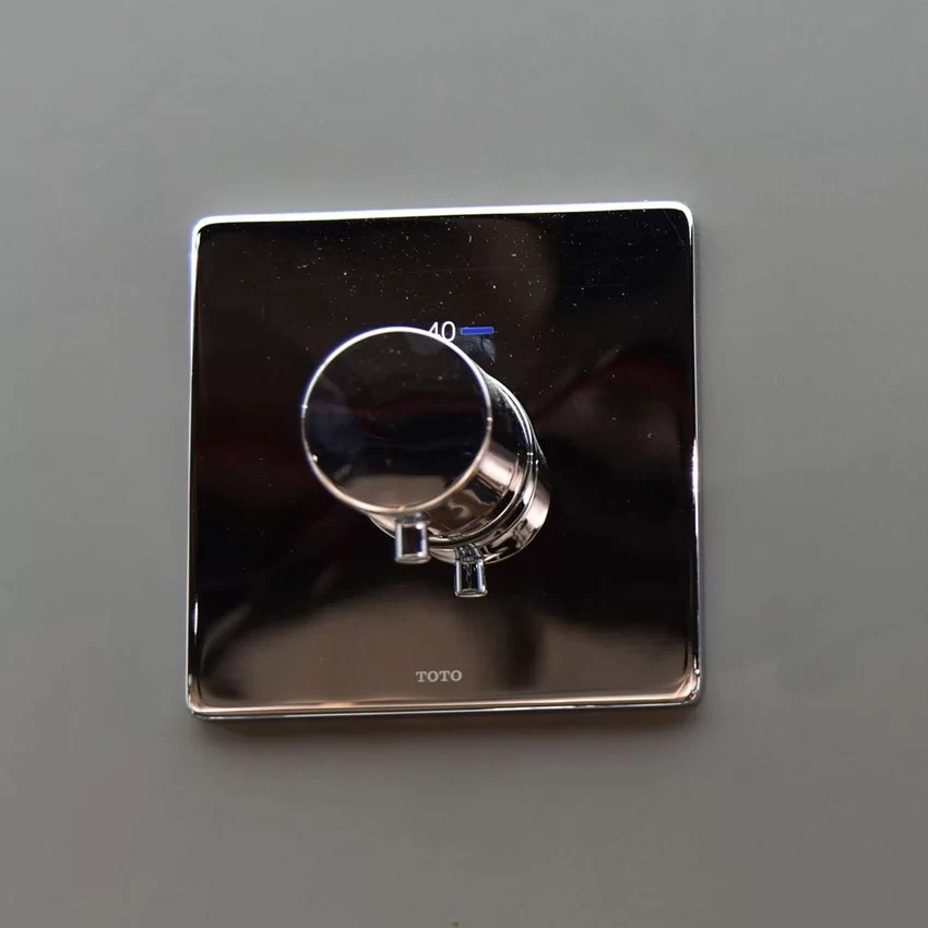 Van điều chỉnh nhiệt độ TOTO TBV02401B/TBN01001B Van điều chỉnh nhiệt độ TOTO TBV02401B/TBN01001B