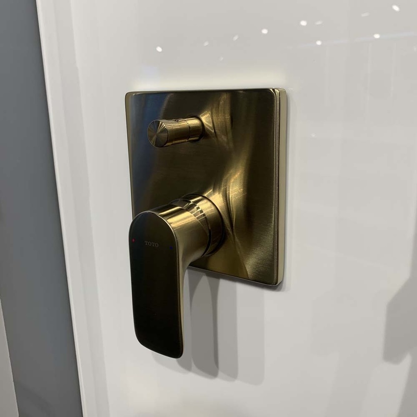 Van Gật Gù Nóng Lạnh TOTO TBG04304BA Van gật gù điều chỉnh nóng lạnh kèm nút chuyển hướng TOTO TBG04304BA 3