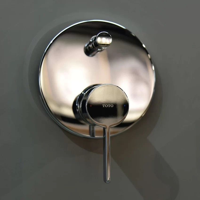 Van gật gù điều chỉnh nóng lạnh kèm nút chuyển hướng TOTO TBG11304VA 4 Van gật gù điều chỉnh nóng lạnh kèm nút chuyển hướng TOTO TBG11304VA