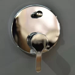 Van gật gù điều chỉnh nóng lạnh kèm nút chuyển hướng TOTO TBS01304B