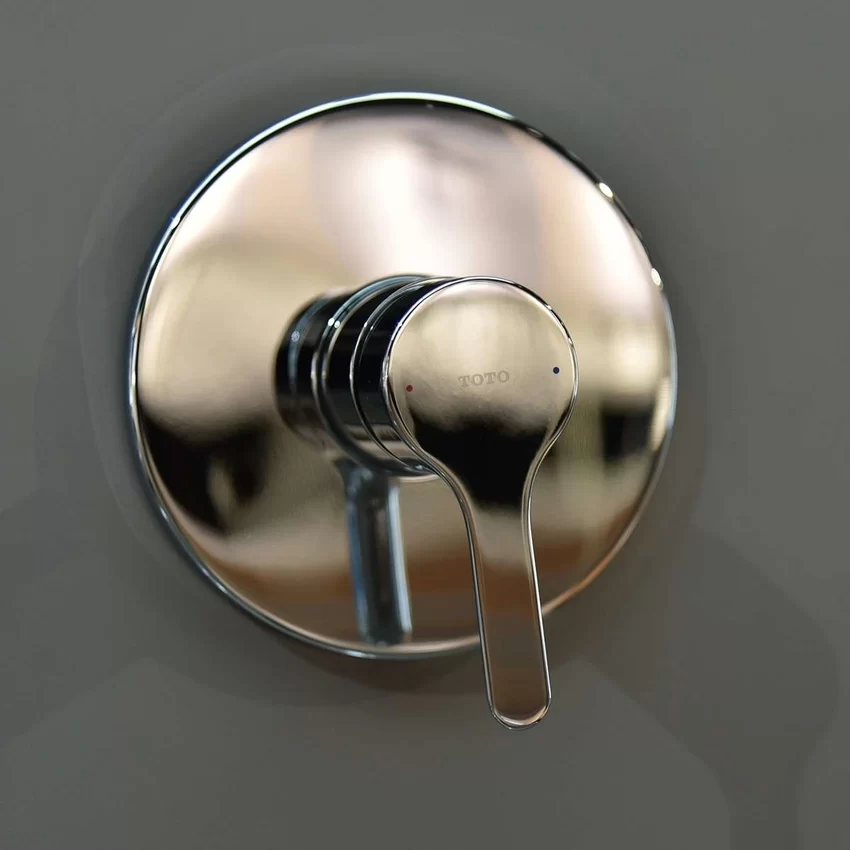Van gật gù điều chỉnh nóng lạnh TOTO TBS01303B Van gật gù điều chỉnh nóng lạnh TOTO TBS01303B