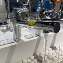 Vòi bếp nóng lạnh TOTO TKS05304J