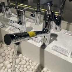 Vòi bếp nóng lạnh TOTO TKS05305JA dây rút