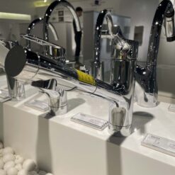 Vòi bếp nóng lạnh TOTO TKS05305JA dây rút