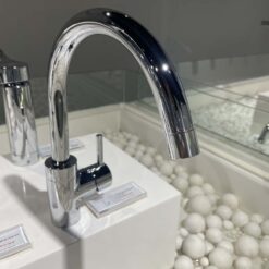 Vòi bếp nóng lạnh TOTO TX605KESBR