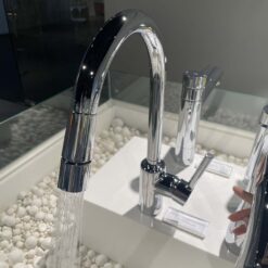 Vòi bếp nóng lạnh TOTO TX608KNBR