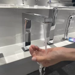Vòi lavabo cảm ứng nóng lạnh TOTO TLE25007V