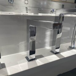 Vòi lavabo cảm ứng nóng lạnh TOTO TLE25007V
