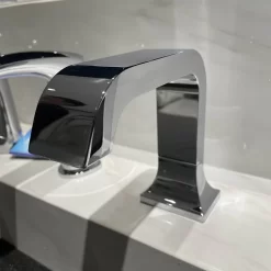 Vòi lavabo cảm ứng TOTO TLE21006A 20 Vòi lavabo cảm ứng TOTO TLE21006A