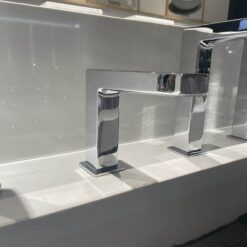 Vòi lavabo cảm ứng TOTO TLE25006A (TLE25006V)