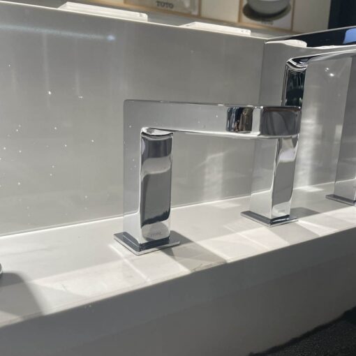 Vòi lavabo cảm ứng TOTO TLE25006A (TLE25006V)
