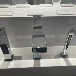 Vòi lavabo cảm ứng TOTO TLE25008V 13 Vòi lavabo cảm ứng TOTO TLE25008V