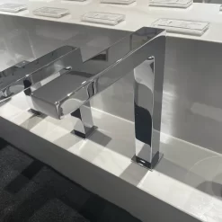 Vòi lavabo cảm ứng TOTO TLE25008V 14 Vòi lavabo cảm ứng TOTO TLE25008V