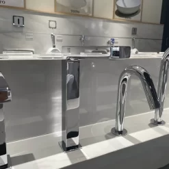 Vòi lavabo cảm ứng TOTO TLE25008V 15 Vòi lavabo cảm ứng TOTO TLE25008V