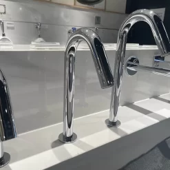 Vòi lavabo cảm ứng TOTO TLE26007V 10 Vòi lavabo cảm ứng TOTO TLE26007V