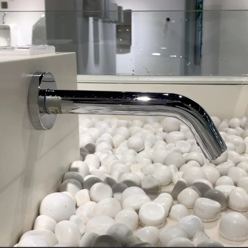 Vòi lavabo cảm ứng TOTO TLE26010A 12 Vòi lavabo cảm ứng TOTO TLE26010A 1