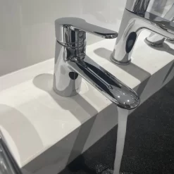Vòi lavabo lạnh TOTO TVLC101NSR