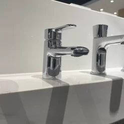 Vòi lavabo lạnh TOTO TVLC101NSR