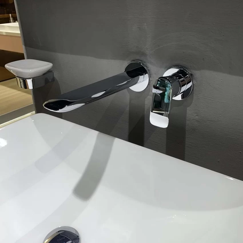 Vòi lavabo nóng lạnh gắn tường GA TOTO TLG04310BB 3 Vòi lavabo nóng lạnh gắn tường GA TOTO TLG04310BB