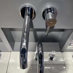 Vòi lavabo nóng lạnh gắn tường GF TOTO TLG11308BA (TLG11308B) 18 Vòi lavabo nóng lạnh gắn tường GF TOTO TLG11308BA (TLG11308B)