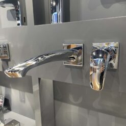 Vòi lavabo nóng lạnh gắn tường GM TOTO TLG09308BB