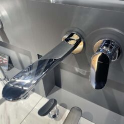 Vòi lavabo nóng lạnh gắn tường GO TOTO TLG01311BB