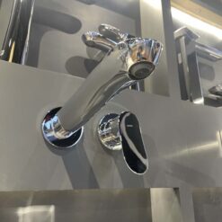 Vòi lavabo nóng lạnh gắn tường GO TOTO TLG01311BB