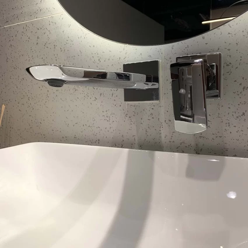 Vòi lavabo nóng lạnh gắn tường GR TOTO TLG02311BB (TLG02311B) 12 Vòi lavabo nóng lạnh gắn tường GR TOTO TLG02311BB (TLG02311B)