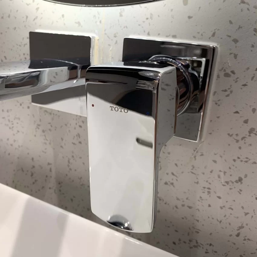 Vòi lavabo nóng lạnh gắn tường GR TOTO TLG02311BB (TLG02311B) 13 Vòi lavabo nóng lạnh gắn tường GR TOTO TLG02311BB (TLG02311B)